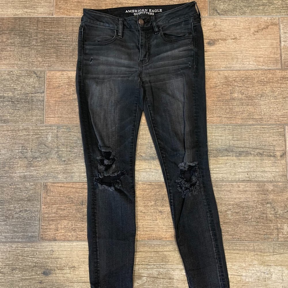 American Eagle Super Stretch Black Jeans, Size 4